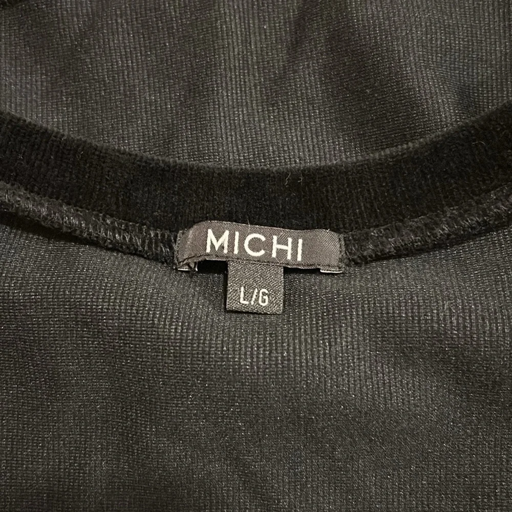 Michi - Picture 12 of 14